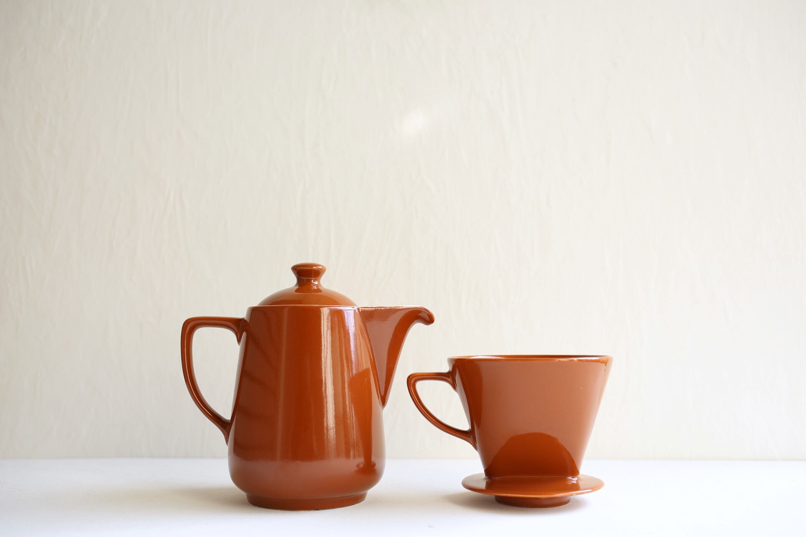●Melitta102 陶器メリタポットセット ●アクシス キャニスター Artisan Porcelain Pour-Over Coffeemaker/Canister Set - White
