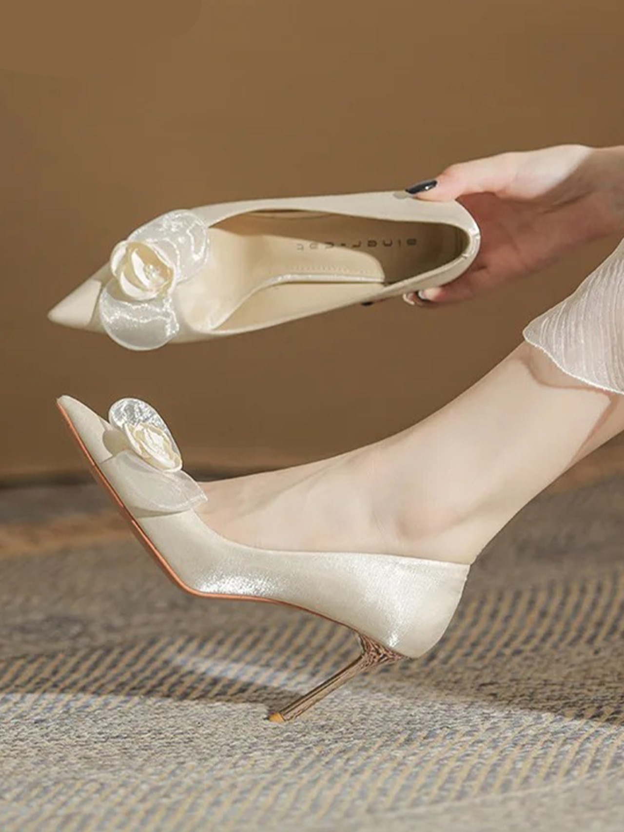 【0299】 Flower High Heel Pumps Shoes