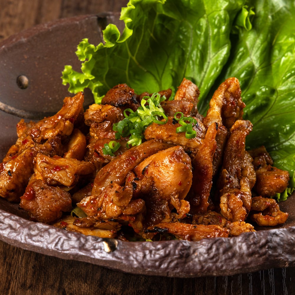 炭火仕上げ！ほのかに炭火香る「さつま極み鶏大摩桜 辛みそ焼き