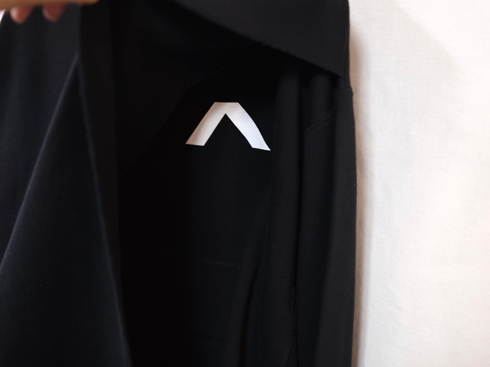 ACRONYM”S26-PR NEXT TO SKIN ORGANIC COTTON HOOEDE SEWATSHIRT BLACK