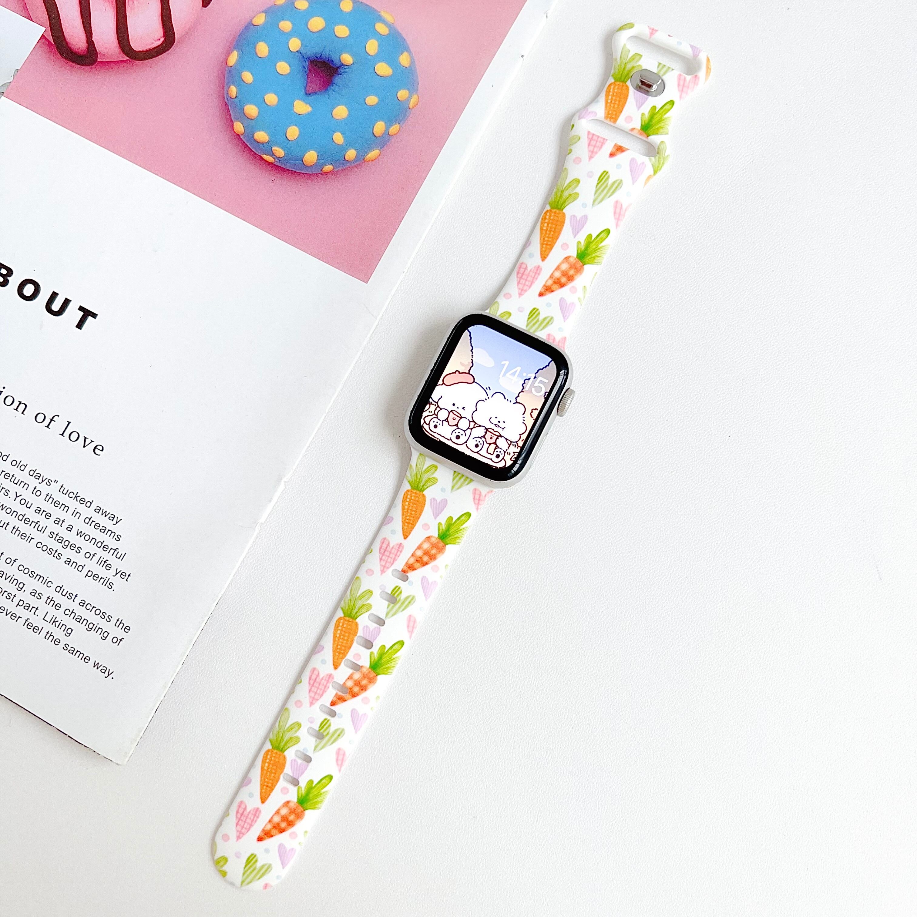 可愛い にんじん Apple Watch シリコンバンド Series 11 10 9 8 7 SE