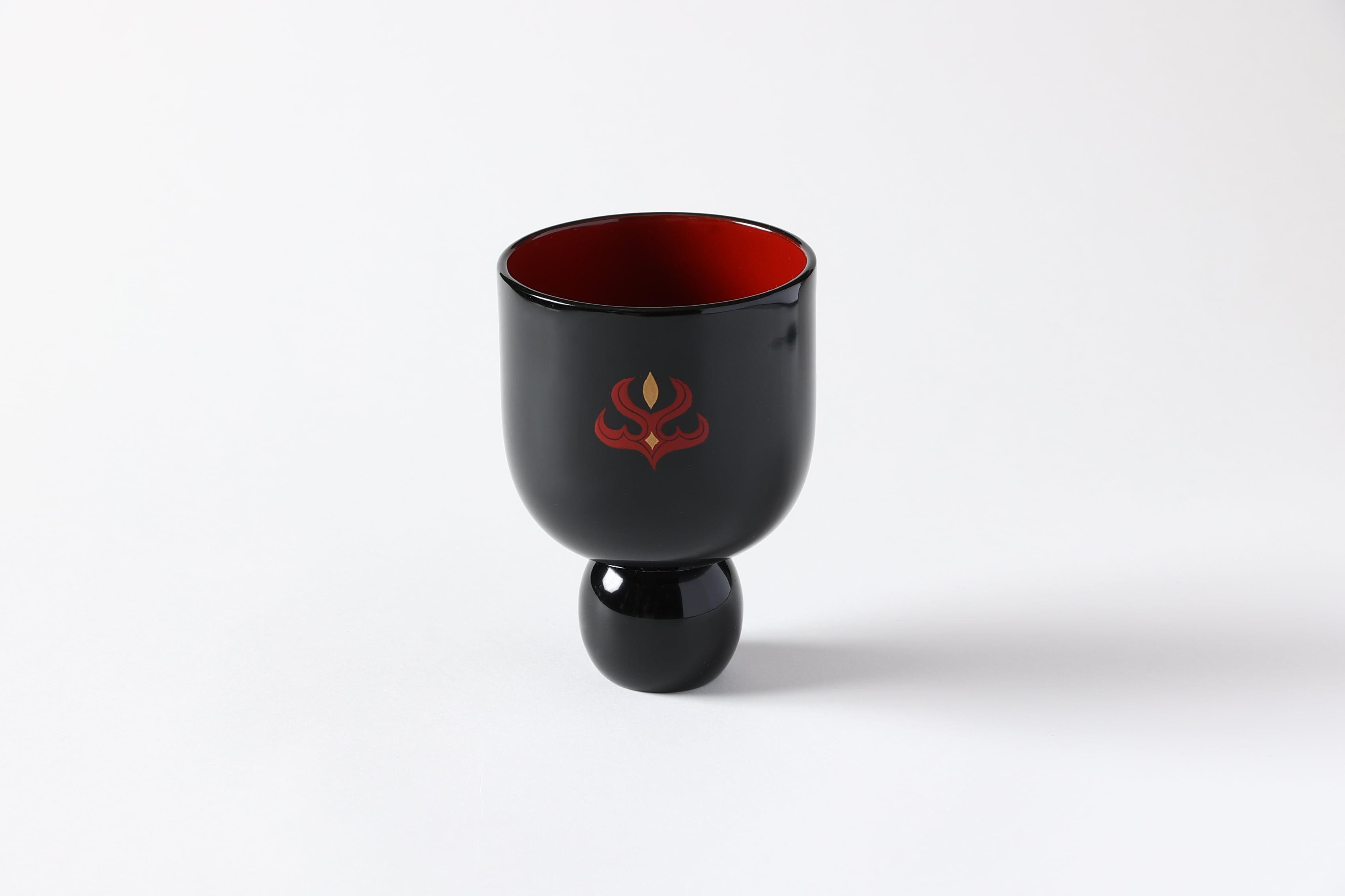 未使用品✨　有馬記念　漆流しカップ 受注生産：納期12か月後】漆器カップ 渡辺澄夫 | 阿寒アイヌコンサルン