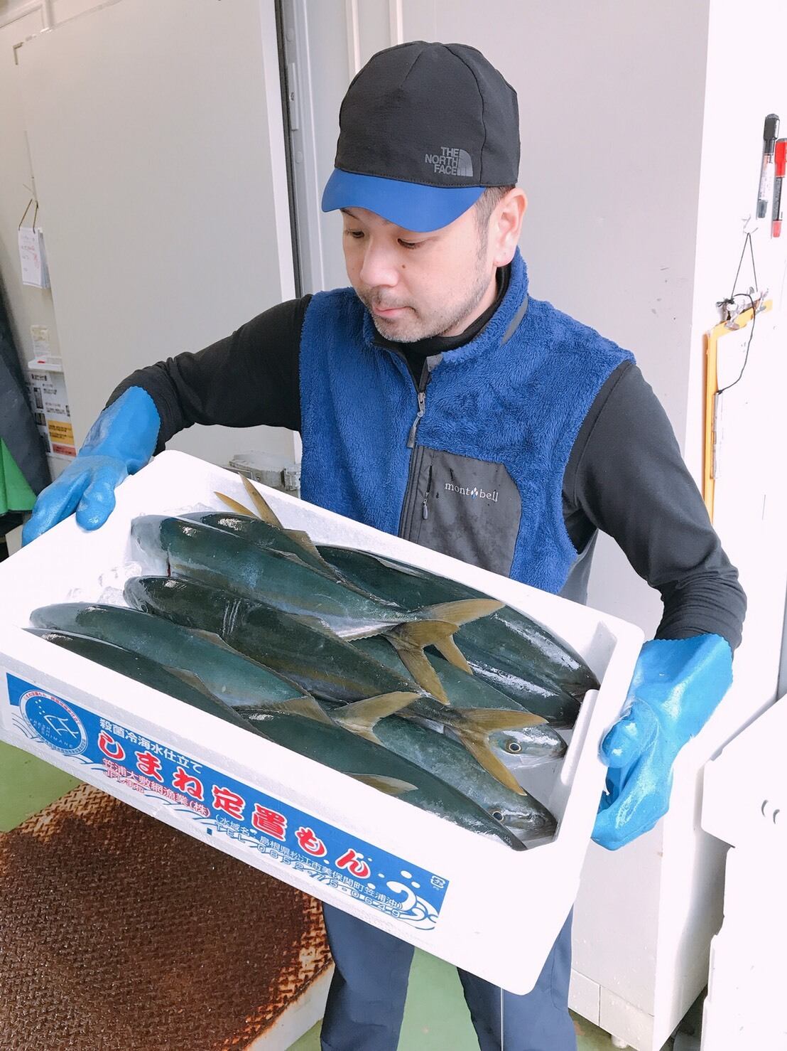 島根県松江産 神鮮魚6 000円セット お刺身仕立て 現魚3 5 分 正味1 2 分 出雲乃國 神鮮魚 島根fラボ Produced By Sol Japan