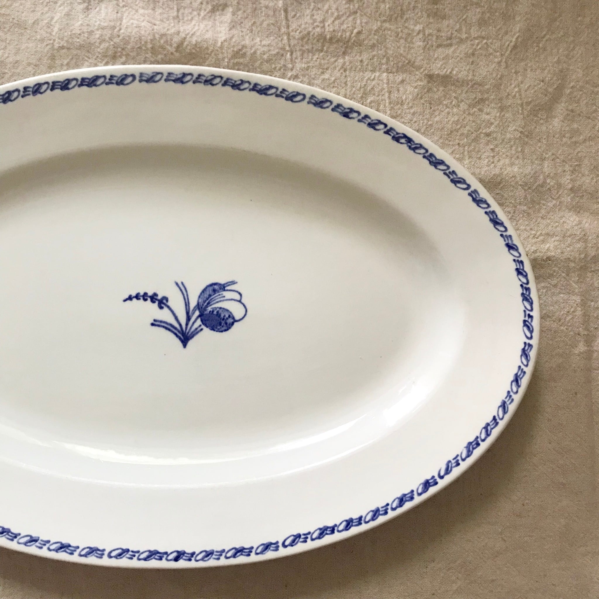 オールドアラビアのオーバルプレート