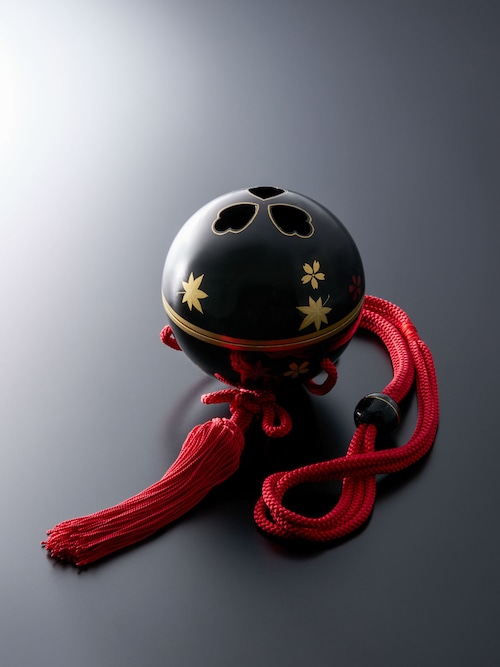 Hanging Incense ❝Kunshu❞® Shunjyu(Gold lacquer )True lacquer finish(Black)Small 11cm Red tassel Hanging Incense ❝Kunshu❞® Shunjyu(Gold lacquer )True lacquer finish(Black)Small 11cm Red tassel