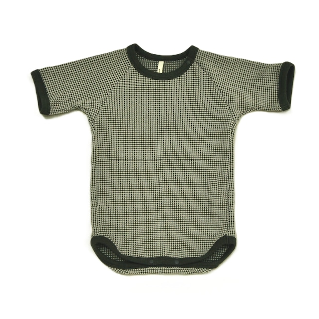 《MOUNTEN. 20256SS》bicolor waffle raglan T (for baby) / gray x charcoal / 65-80cm
