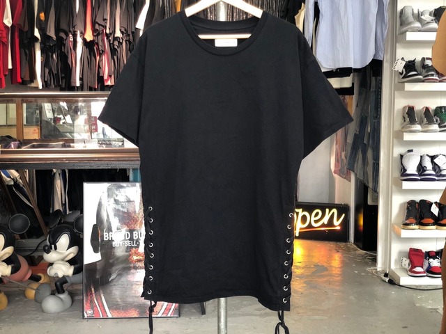 FAITH CONNEXION SIDE LACE UP SS TEE BLACK MEDIUM 25 7679