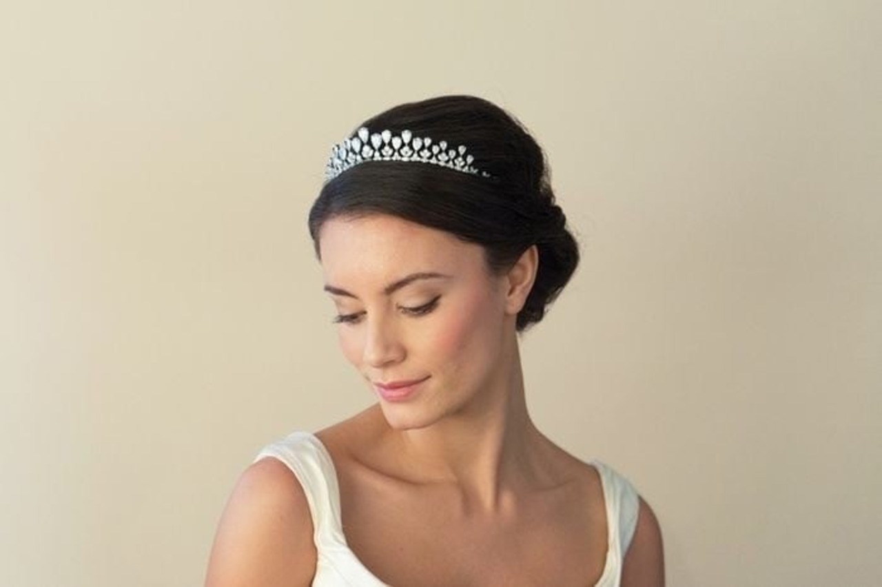 【teardrop】Tiara（ ivory & co）