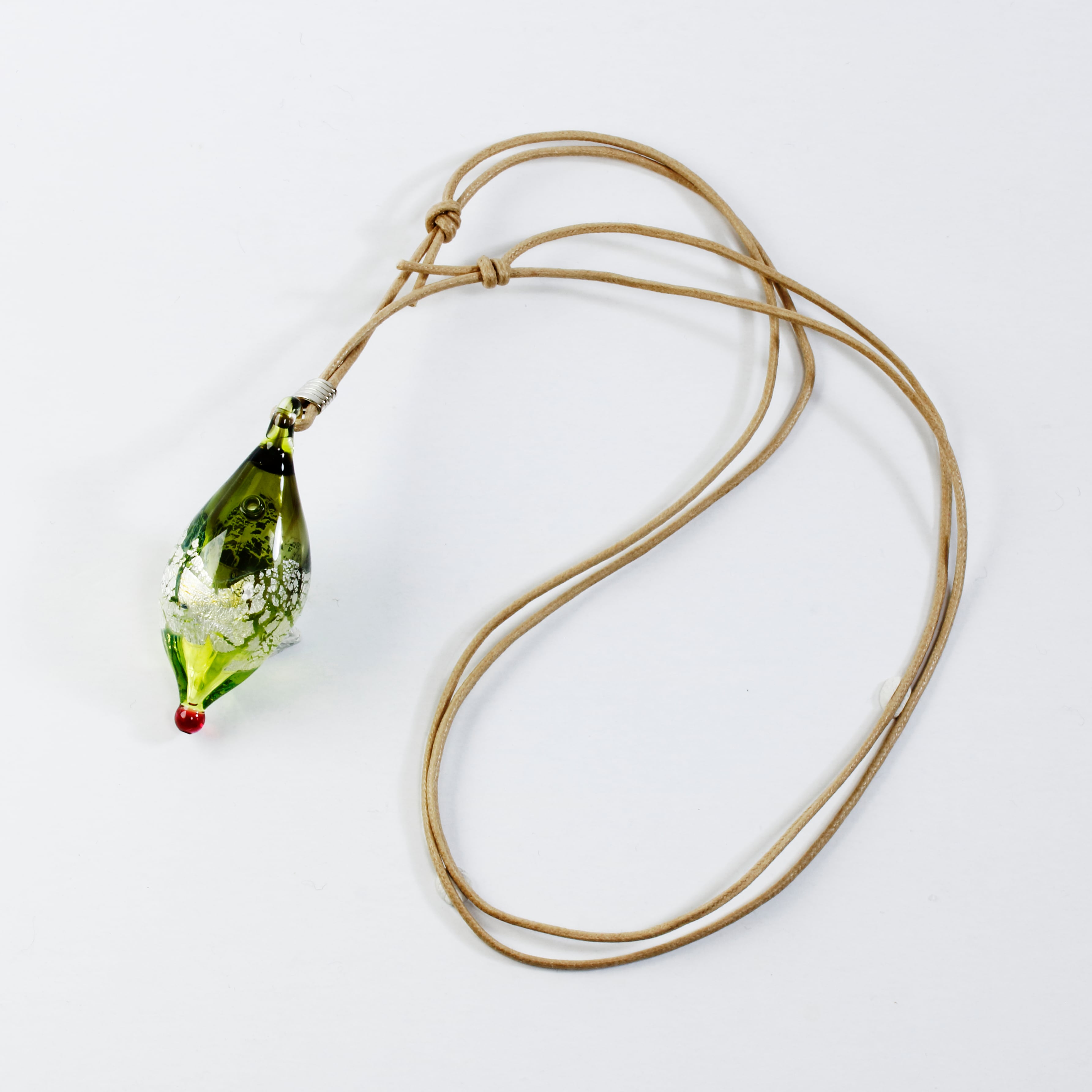 硝子のアロマペンダント（銀箔入）<鶸萌黄 -Hiwamoegi- > | Hamagon