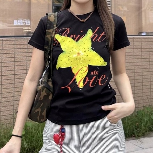 スターフルーツグラフィックレタリングTシャツ 2col   R02288