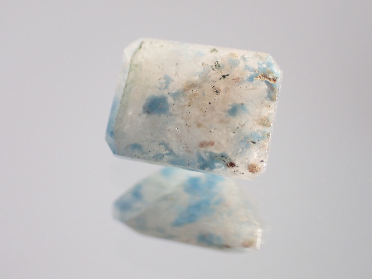 ラズライトインクォーツ　2.24ct　[C13‐304]
