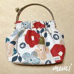 ☆値下げしました☆ ベンリー口金のハンドバッグ(椿)