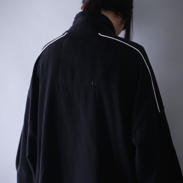XXXXXL super over silhouette piping line design track jacket