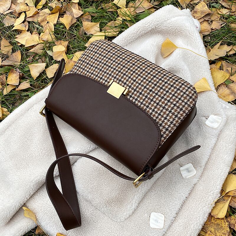 スタンダードオータムウィンターレッドスタイルシングル レトロ 秋物 冬物 スクウェア Tiancai_Wing_Bag74702427042