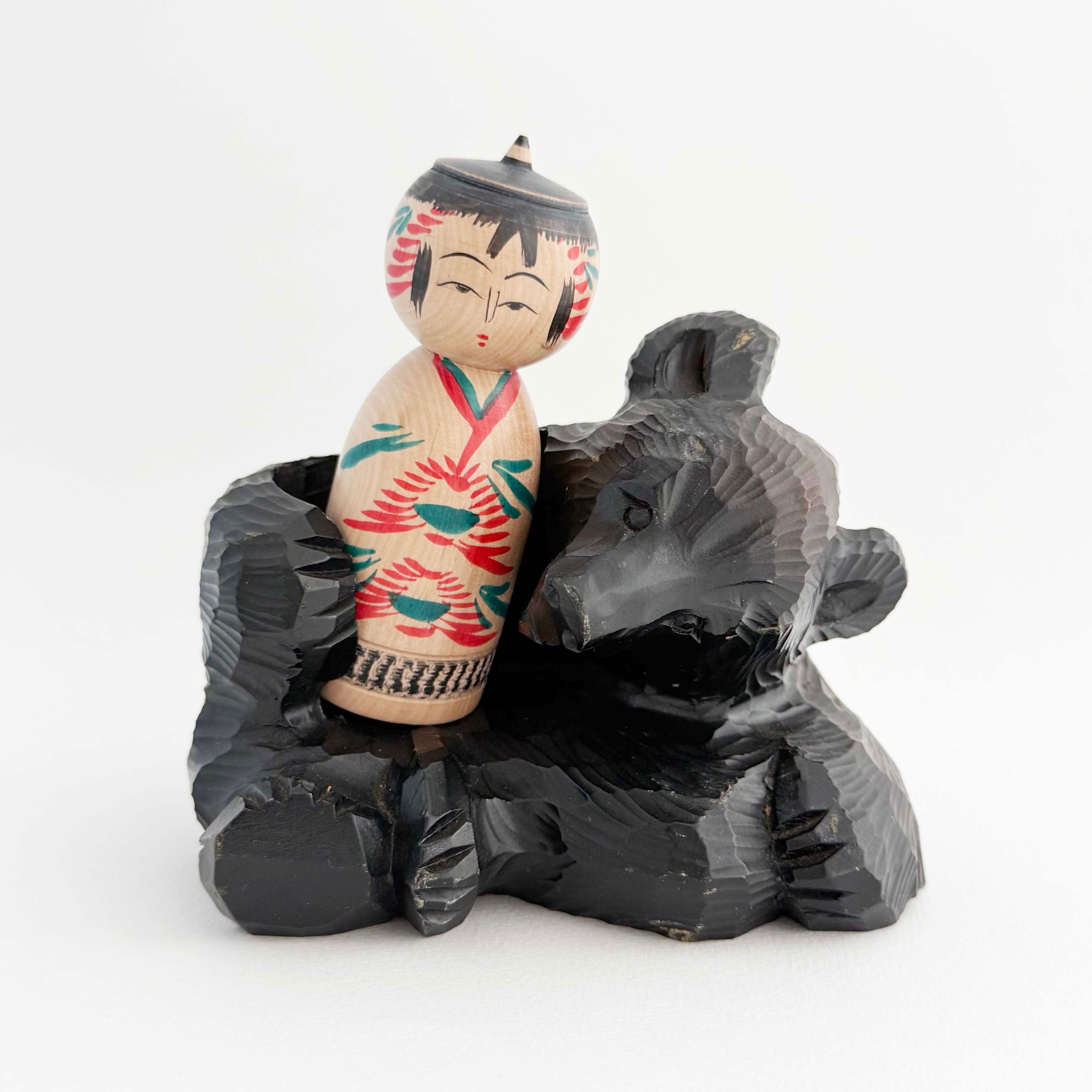 こけし抱っこ熊（こけし / 遠刈田系・小笠原義雄工人）