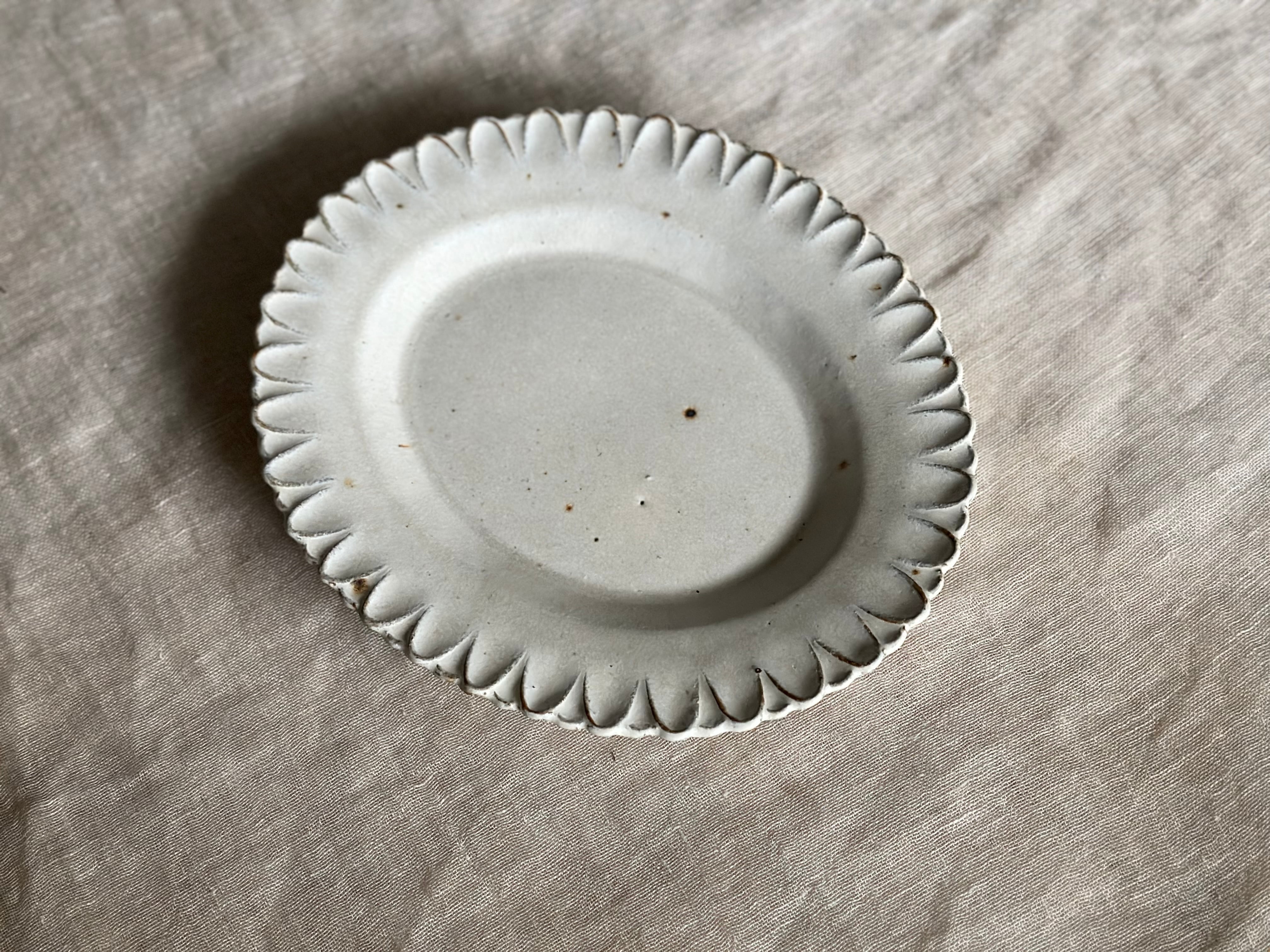 antique Shiromoegi 小菊オーバル(大)