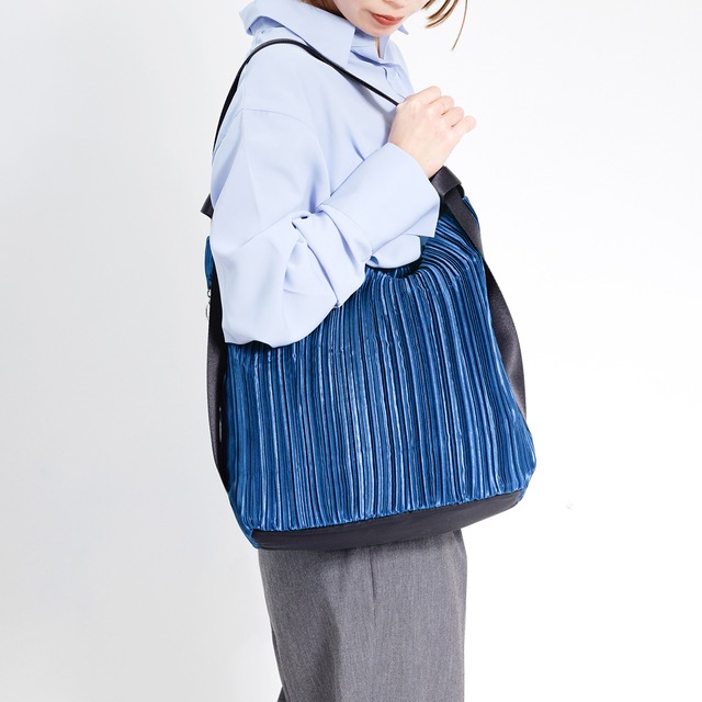 カラフルプリーツ２WAYリュック＆トートバッグ（ＤＳＰ－８９５）#205ネイビー