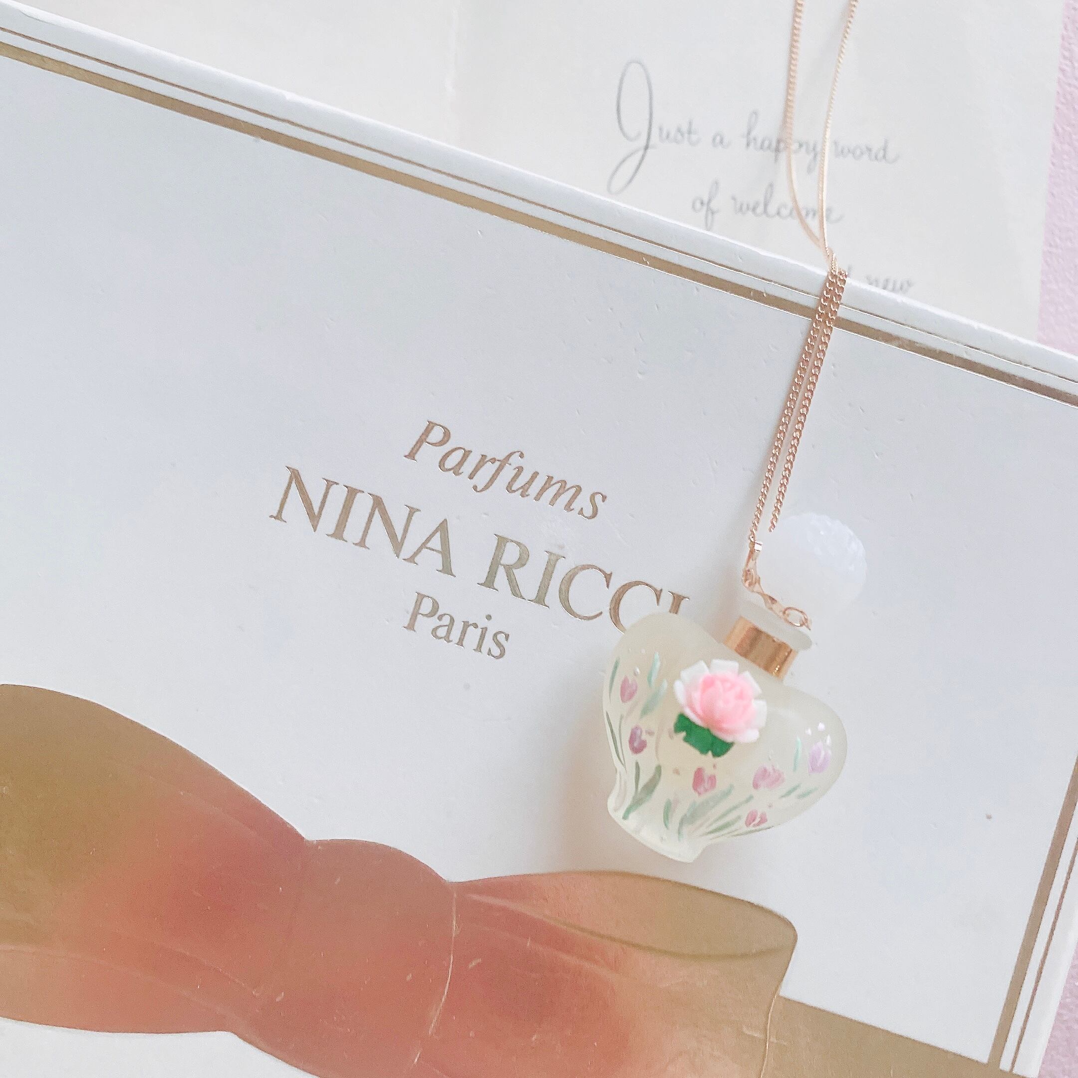 (ニナリッチリメイク)Nina Ricci Hand painted perfume neckless ペイント香水瓶ネックレス