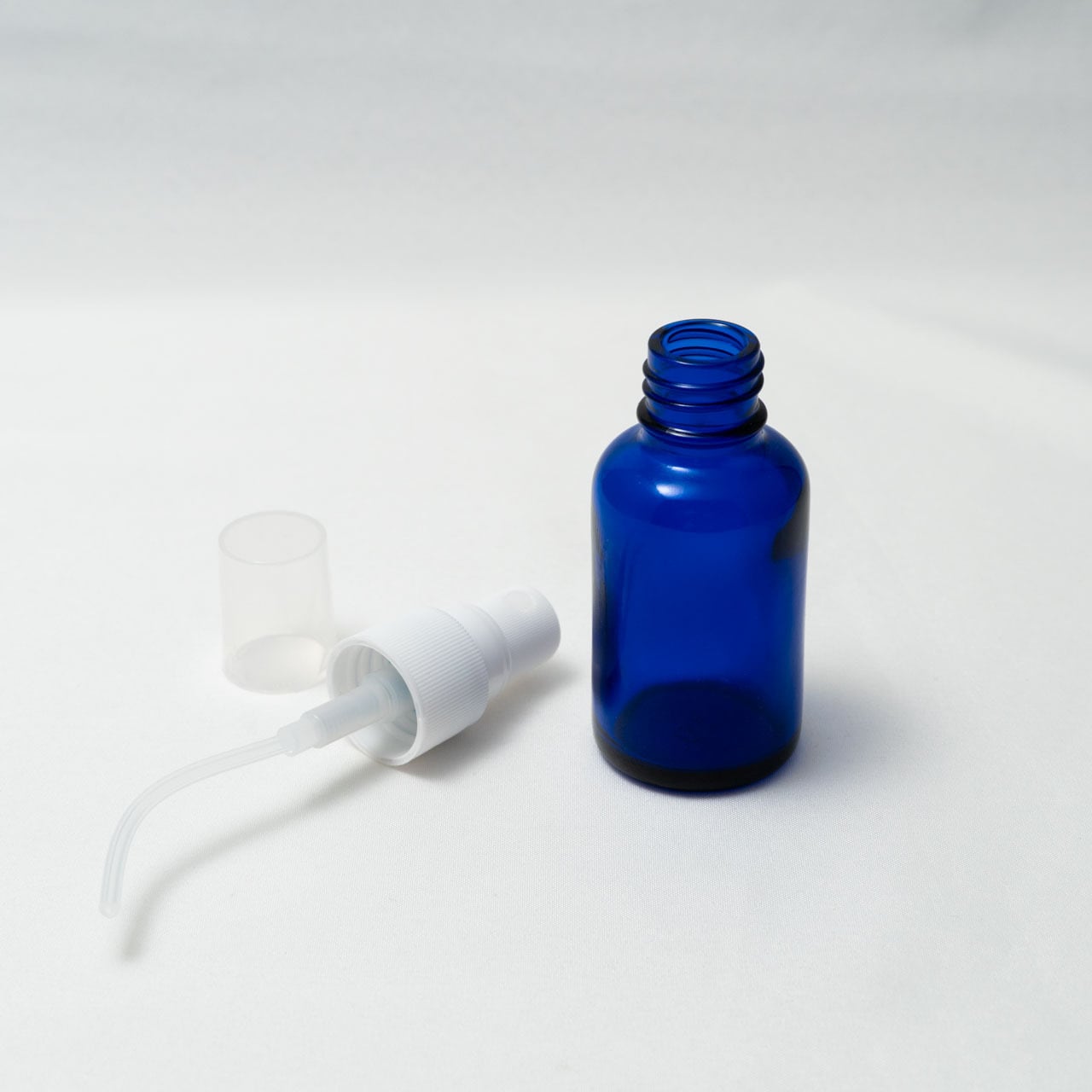 遮光瓶スプレー（ブルー/30ml）5本セット | アロマスクール ラヴァーレ