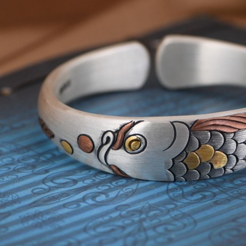 銀製バングル　ホースデザイン 59g 純銀製の鯉バングル - 和風デザインで手元を華やかにB061 | Vary