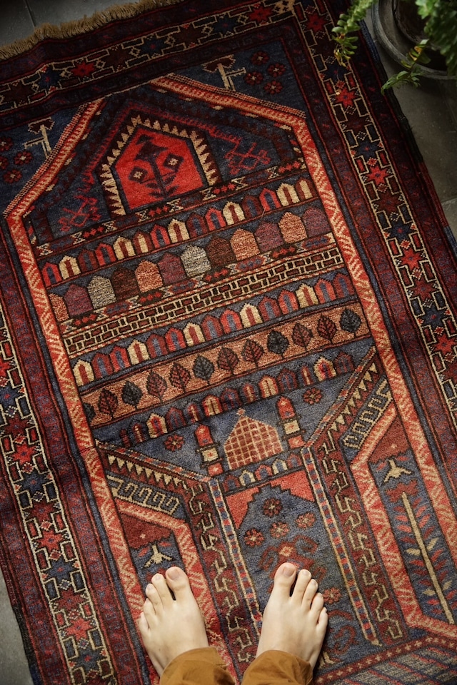 1000-Vintage Baluch rug