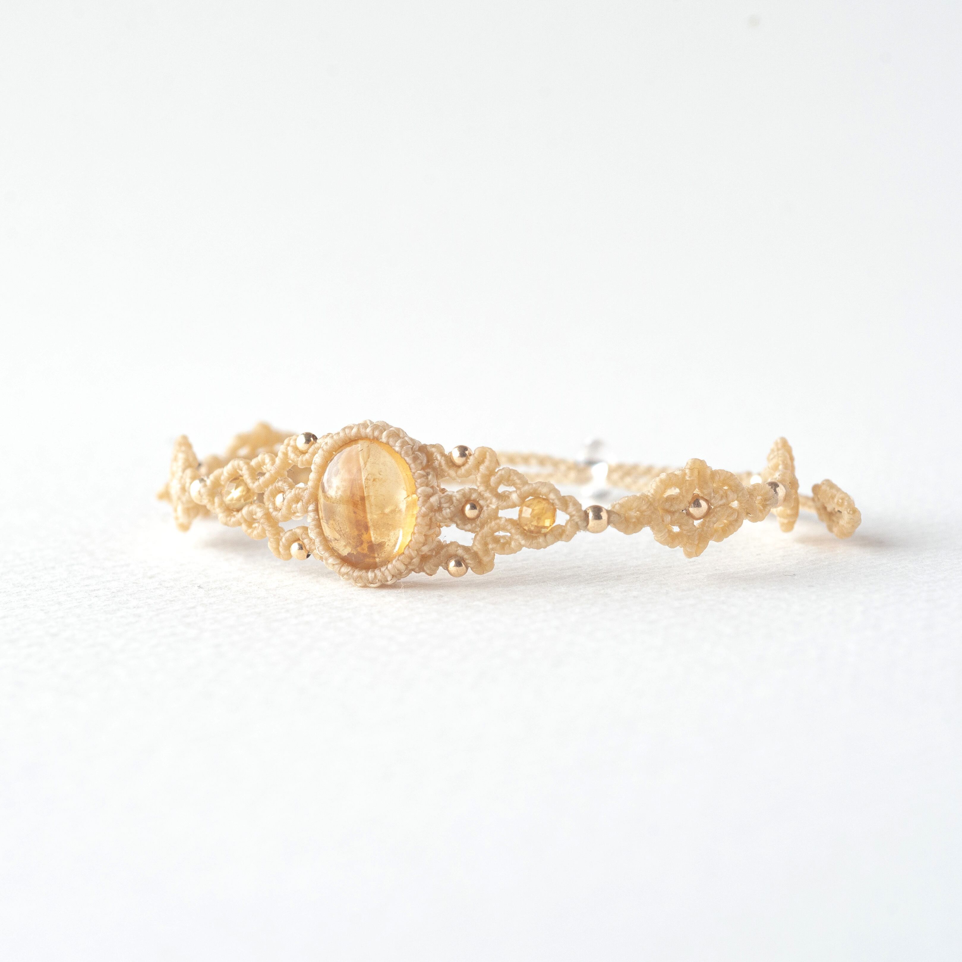 シトリンのマクラメ編み 天然石ブレスレット