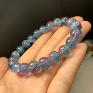 f68幻想的な色合い♪フローライトブレスレット