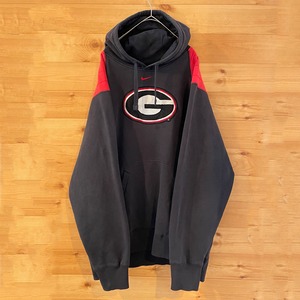 【NIKE】カレッジ ジョージア大学 GEORGIA 刺繍ロゴ スウェット パーカー フーディー プルオーバー 2XL ビッグシルエット 切替 US古着