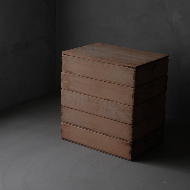 Wooden box