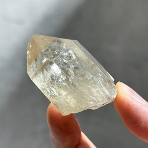 自立します◎クンダリーニクォーツ57◇ Kundalini Quartz ◇天然石・鉱物・パワーストーン