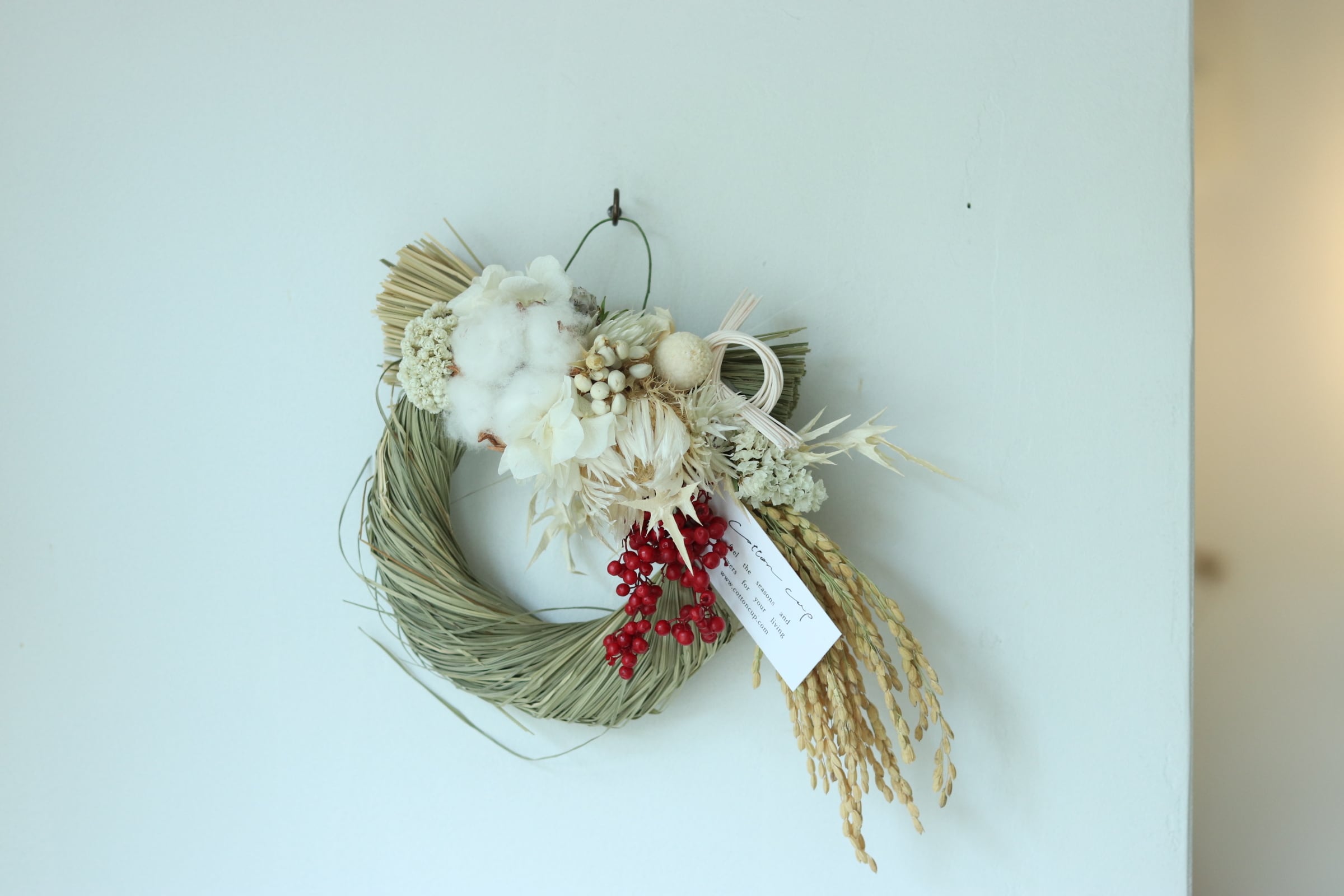 お正月のしめ縄 リース 白