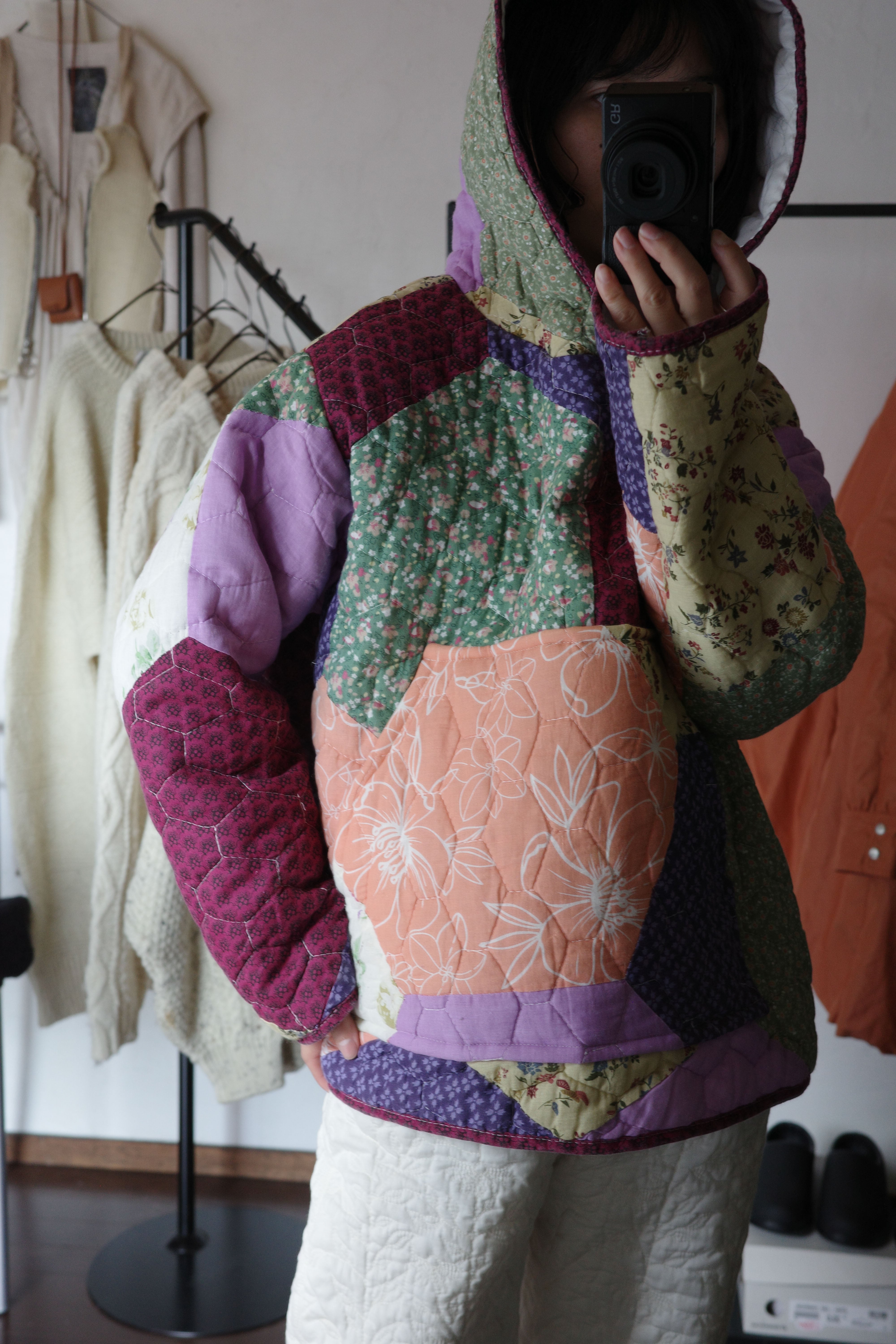 moderate vintage HANDMADE QUILTE HOODIE