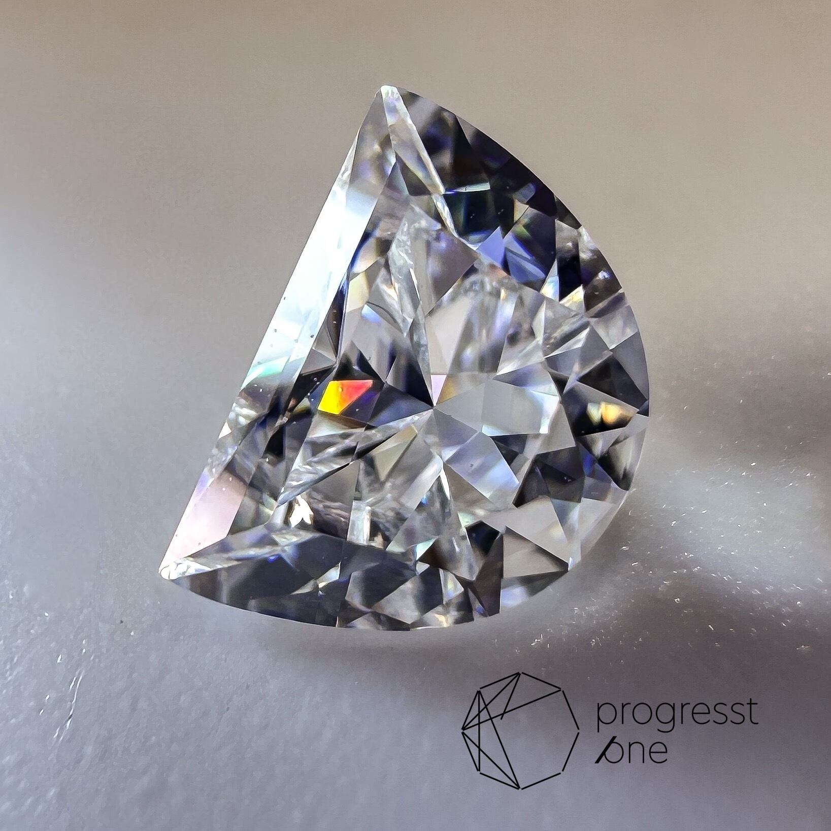 モアッサナイト0.81ct | progresstone