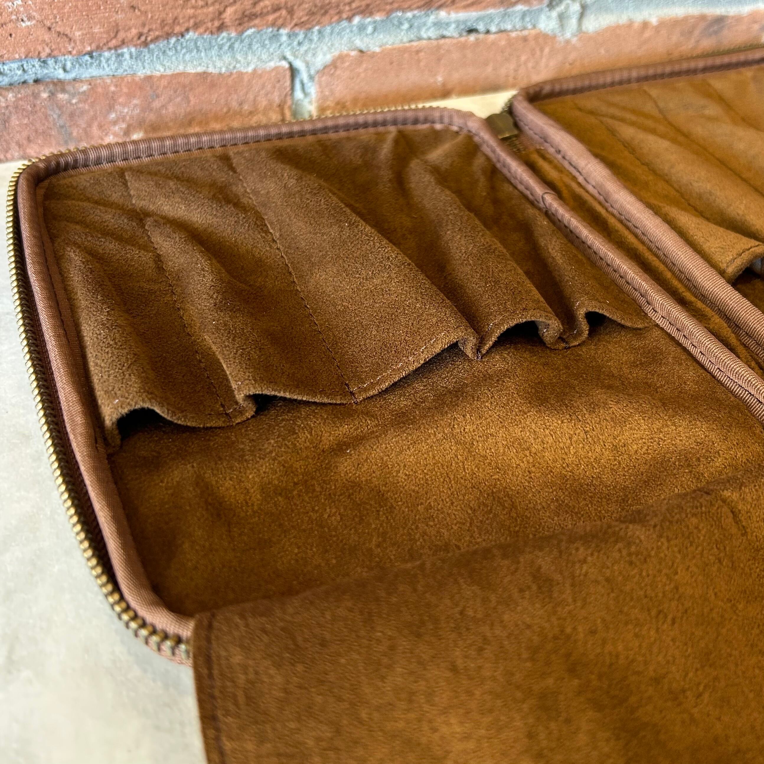 ＆Liebe「ペン好きの宝石箱 10本差しジップペンケース（栃木レザー