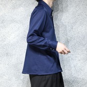 70's dot pattern shirt