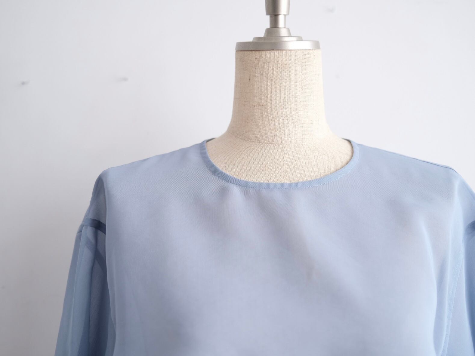 TENNE HANDCRAFTED MODERN 