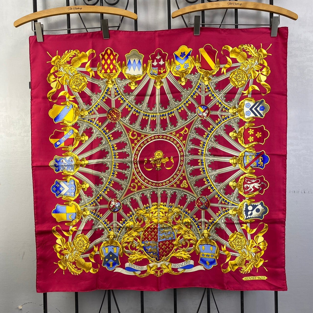 HERMES Vintage Scarf カレ90