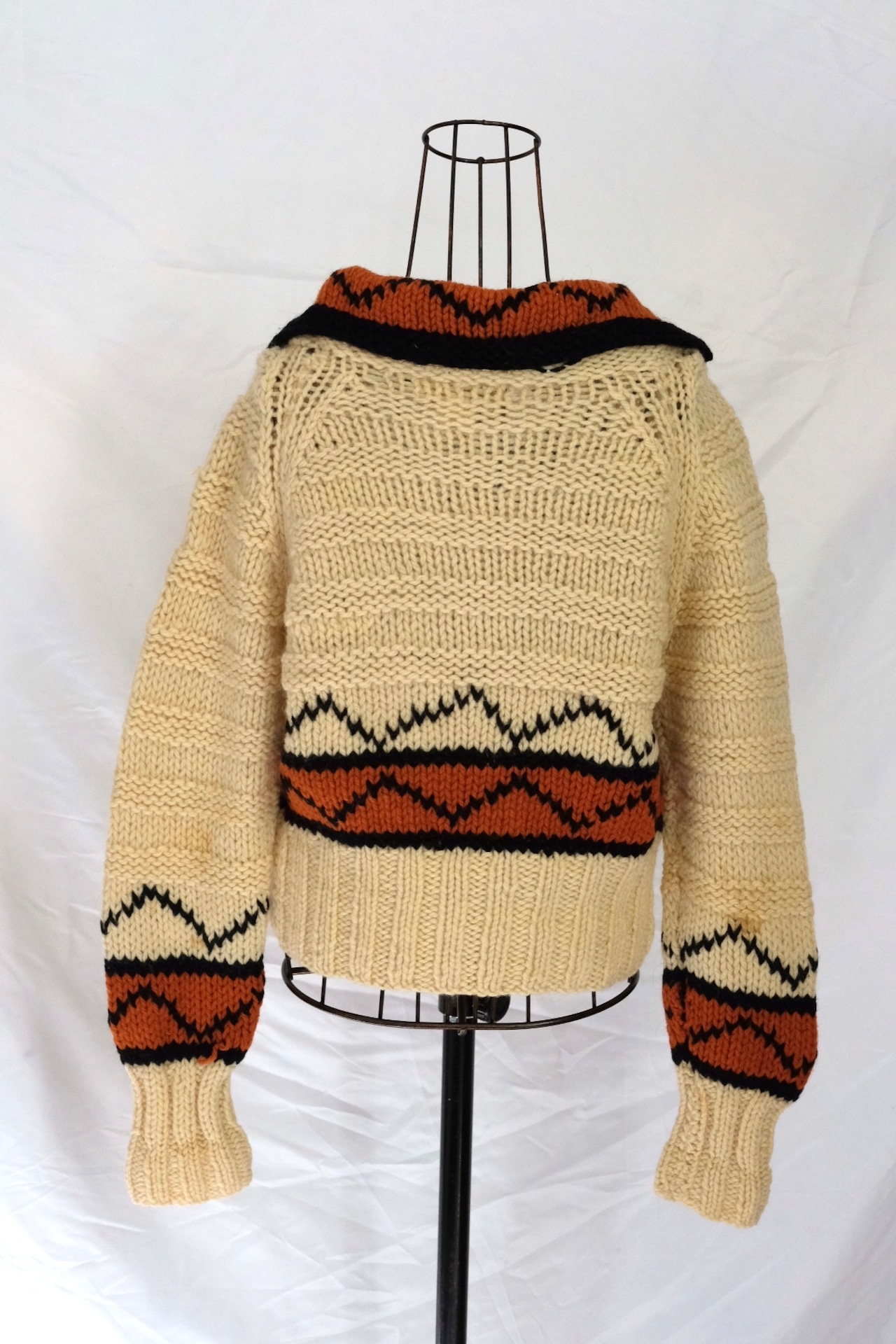 Wool knit cardigan