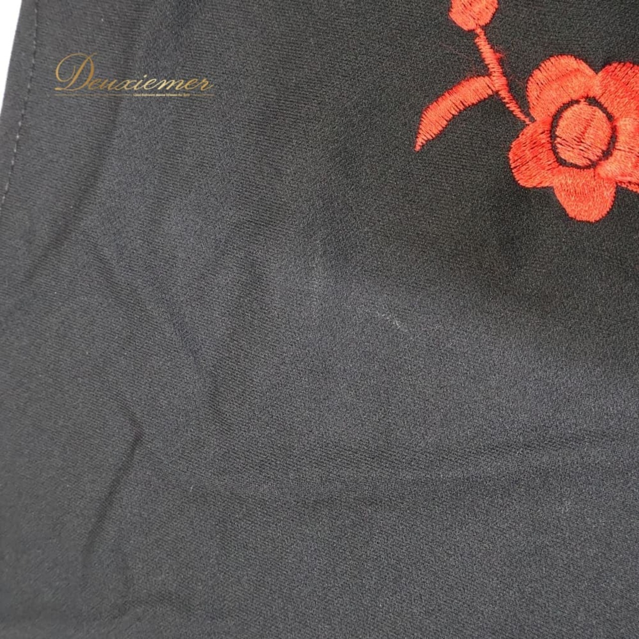 フラメンコ 衣装 シージョ ピキージョ ブラック系 レッド系 黒 赤 刺繍 花柄 フレコ フリンジ トライアングル 三角形 フラメンコ用 花 ダンス衣装 衣装小物 ステージ衣装 エレガント