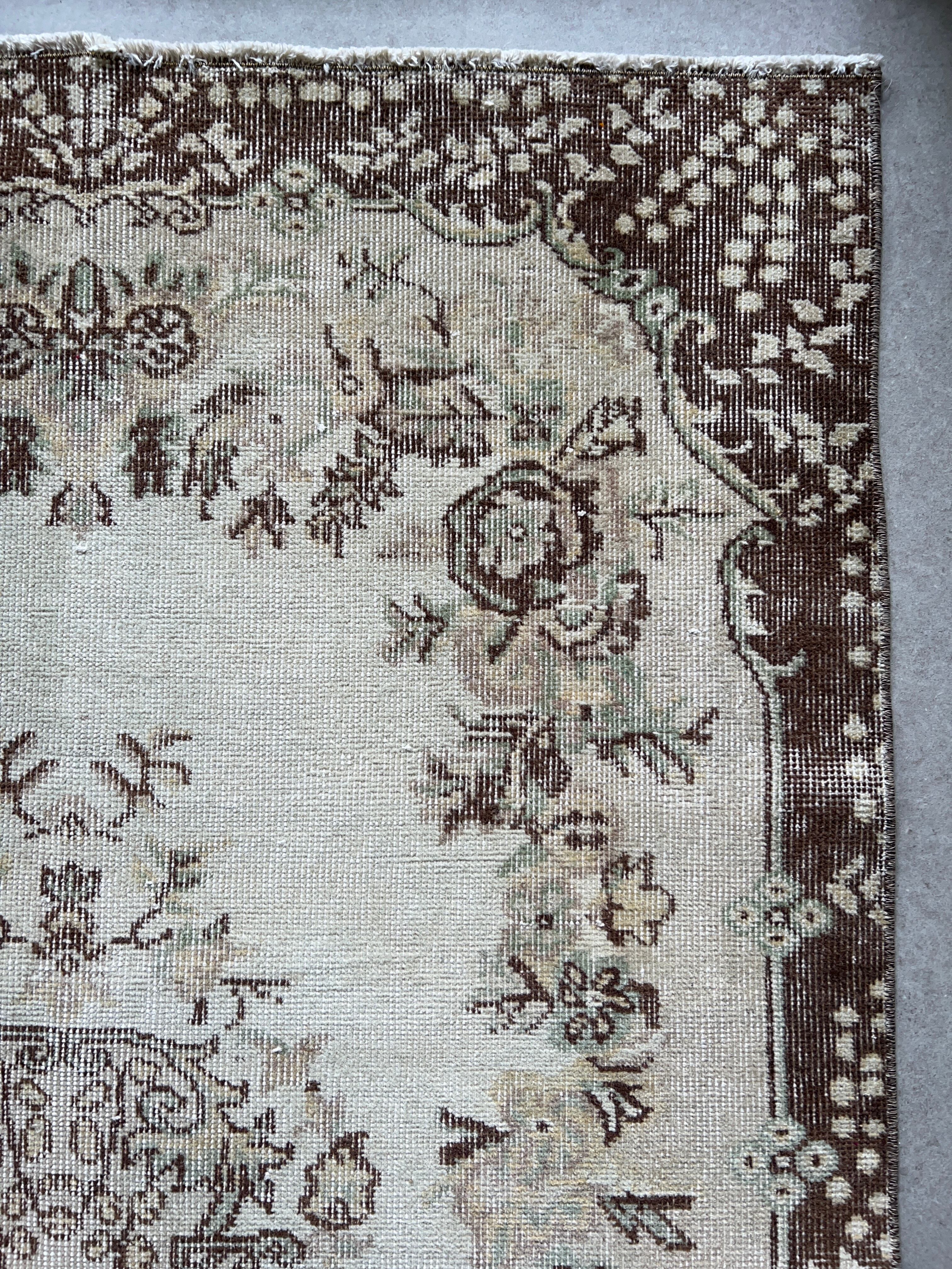 Vintage rug〈Brown Medalion〉203×112/ヴィンテージラグ トルコラグ