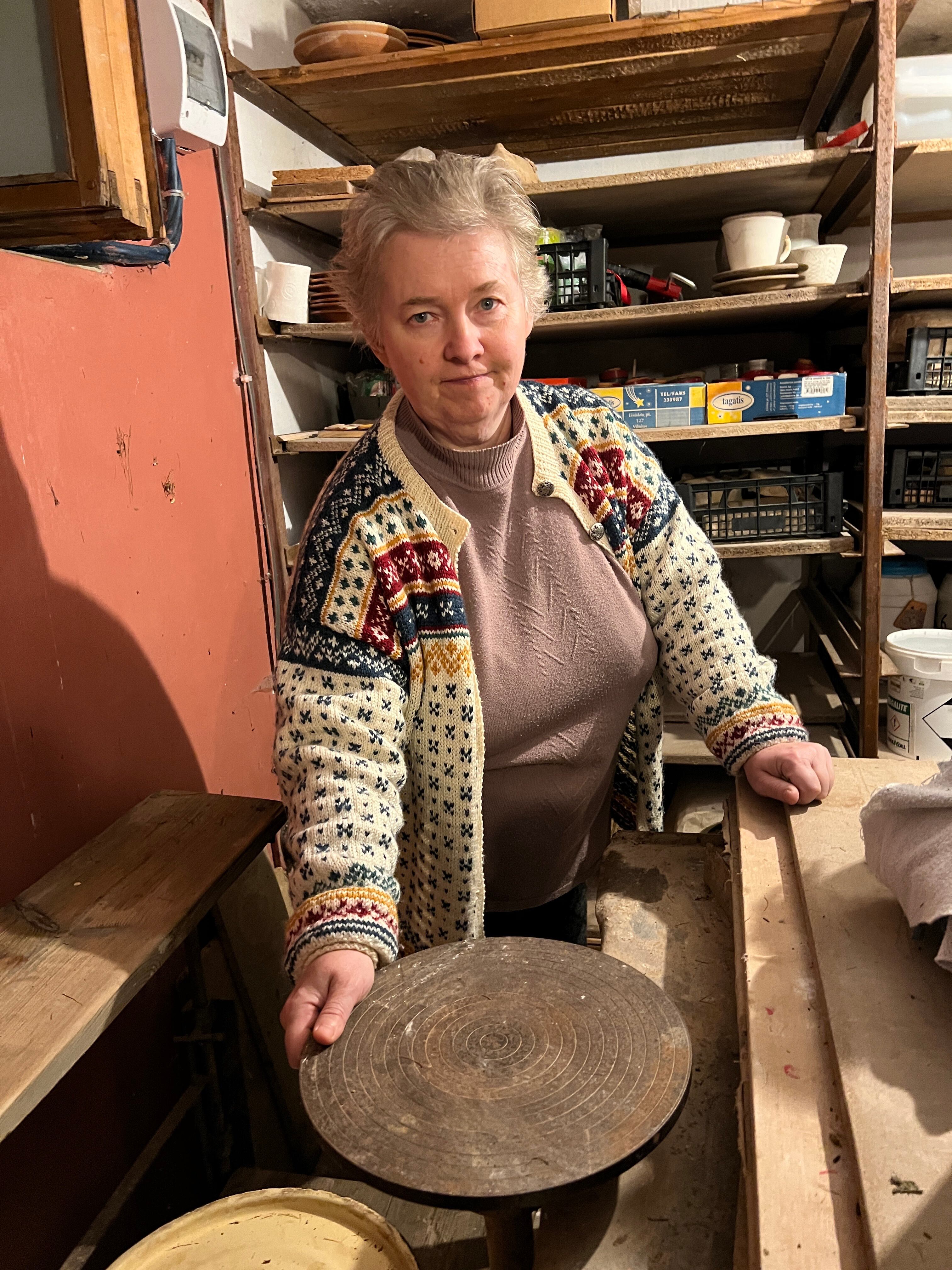 バルトの土人形(犬の笛 / 赤茶のブチ)ルータさん作