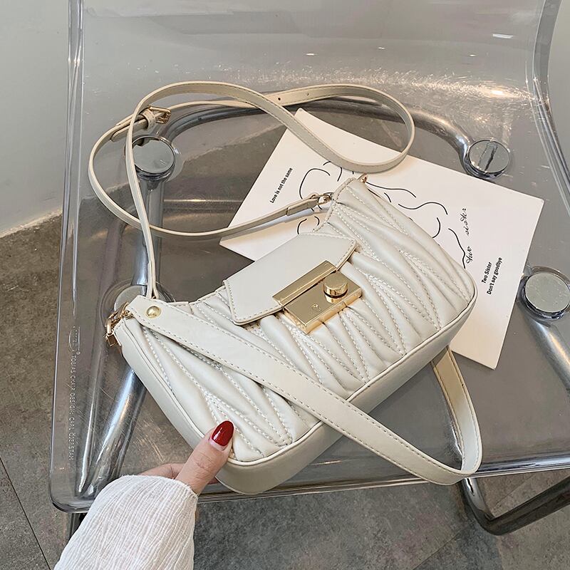 ニッチデザインレディースバッグ2020野生のメッセンジャーバッグネット赤いショルダーバッグ脇の下バッグの人気の新しいトレンディなバージョン Tiancai_Wing_Bag3537539