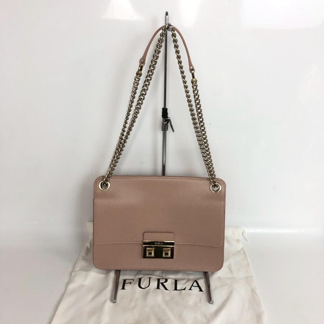 レディース 【美品】FURLA フルラ カルメン パテントレザー 