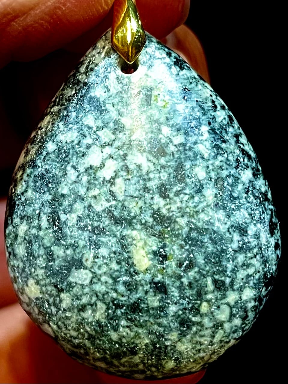 1) 霊石「遠野の石」雫型ペンダントL(ハンドメイド) | レムリアの太陽