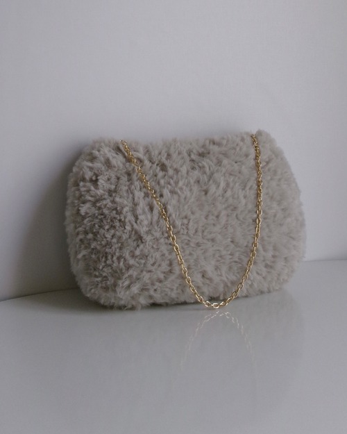 fur chain bag