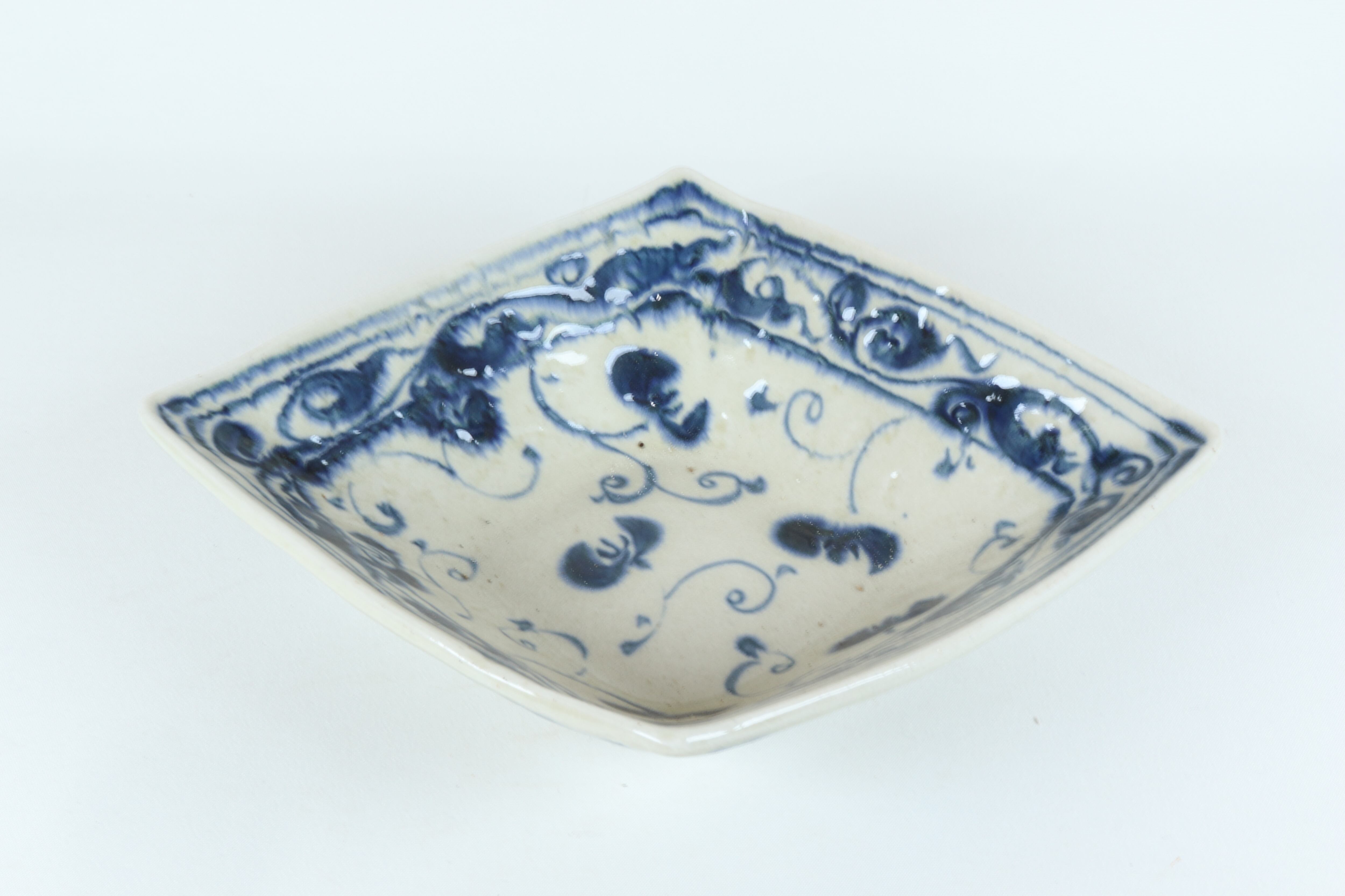 安南 菱形盛鉢 呉須更紗