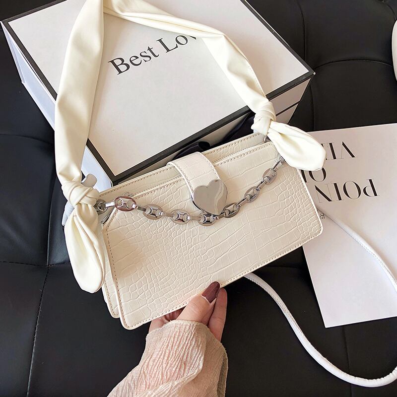 ネット赤い小さなバッグ女性のバッグ2020新しい波のファッションチェーン斜めの小さな正方形のバッグ夏の野生のハンドバッグのショルダーバッグ Tiancai_Wing_Bag5588013