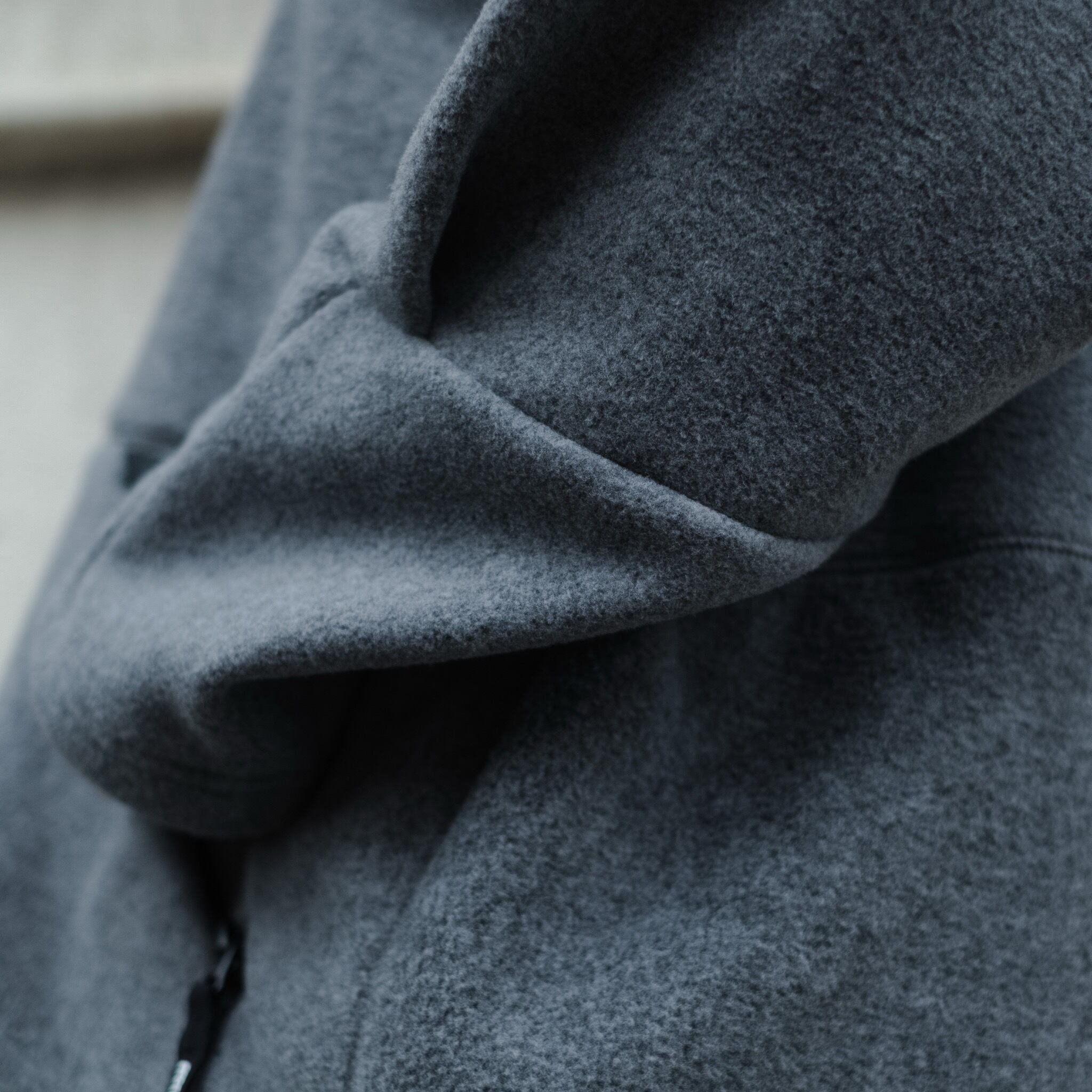 HOLIDAY】 classic fleece anorak dress | olaf
