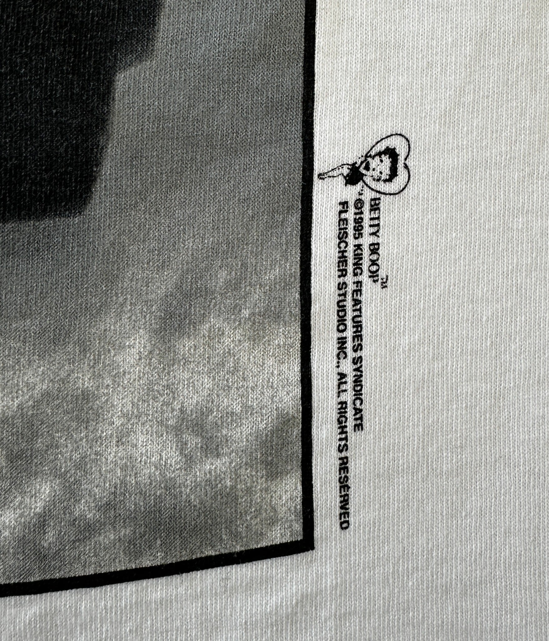 BETTY BOOP- Vintage 90s L Oopsession for men T-shirt made in USA