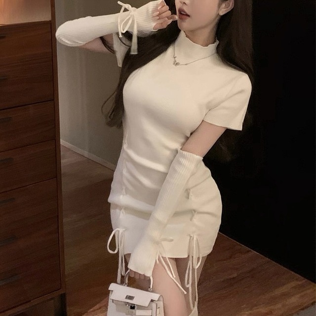 4色 アームカバー付きレースアップワンピ